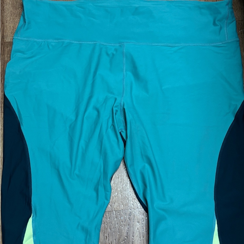 NWOT old navy high rise leggings